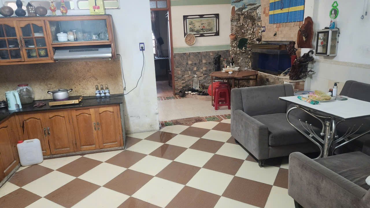 Nhà MT Diêu Trì Nhà MT Diêu Trì