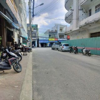 Nhà MT Phạm Hồng Thái, Quy Nhơn