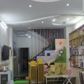 Nhà 4 tầng MT Ỷ Lan