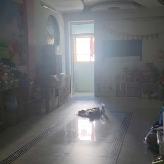 Nhà 4 tầng MT Ỷ Lan