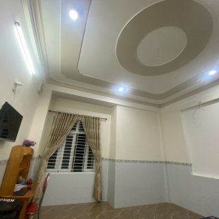 Nhà 3 tầng khu chợ Dinh