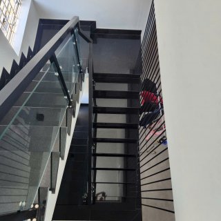 Nhà MT khu An Phú Thịnh