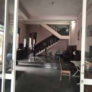 Nhà MT Lạc Long Quân